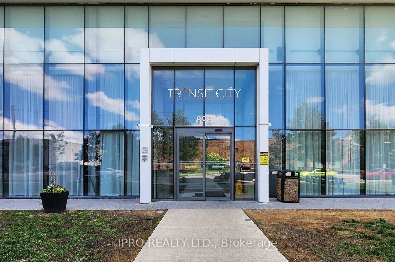 898, Portage, Vaughan Corporate Centre, Vaughan