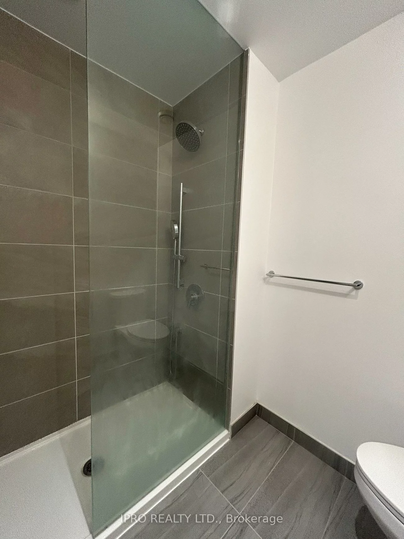 898, Portage, Vaughan Corporate Centre, Vaughan