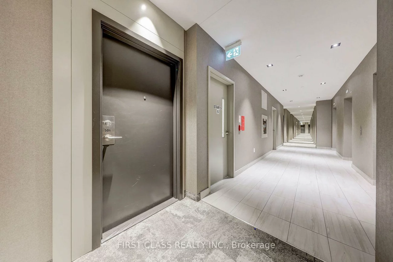 10, Honeycrisp, Vaughan Corporate Centre, Vaughan