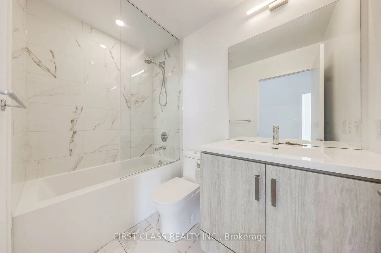 10, Honeycrisp, Vaughan Corporate Centre, Vaughan