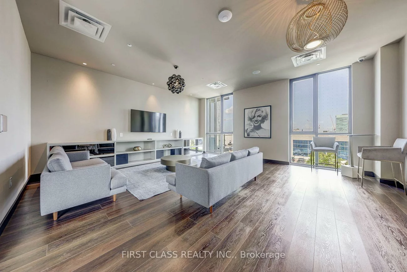 10, Honeycrisp, Vaughan Corporate Centre, Vaughan