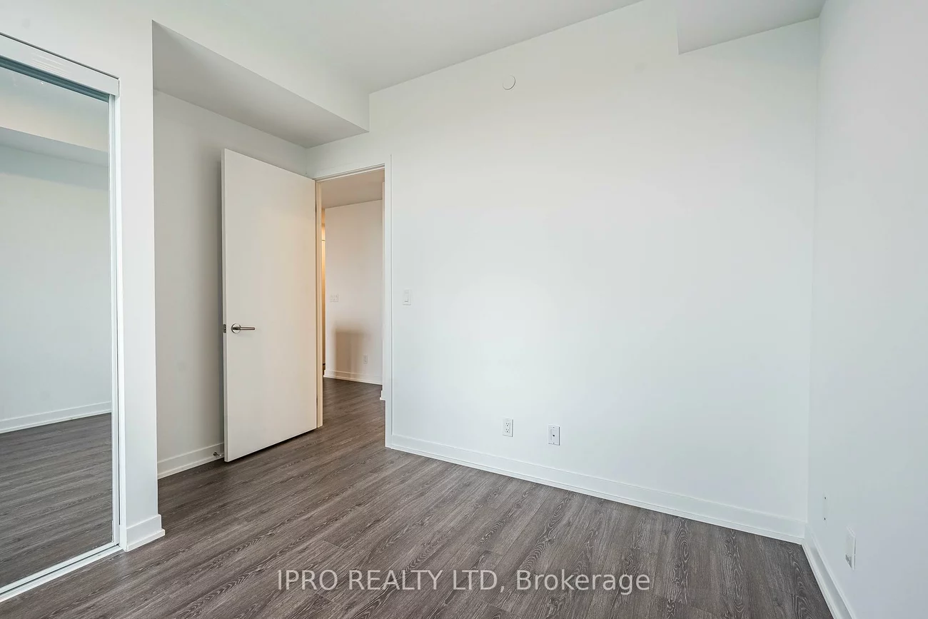 7950, Bathurst, Beverley Glen, Vaughan