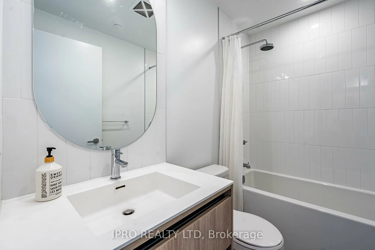 7950, Bathurst, Beverley Glen, Vaughan