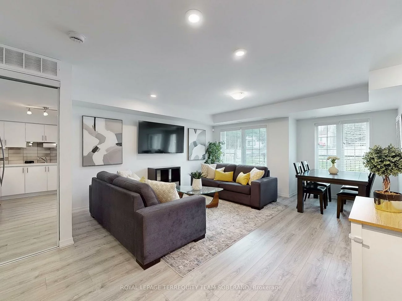 26, Bruce, East Woodbridge, Vaughan