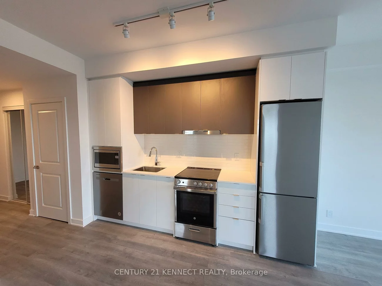 50, Upper Mall, Brownridge, Vaughan