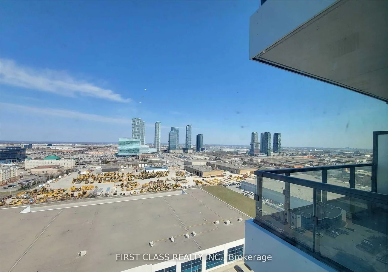 38, Honeycrisp, Vaughan Corporate Centre, Vaughan