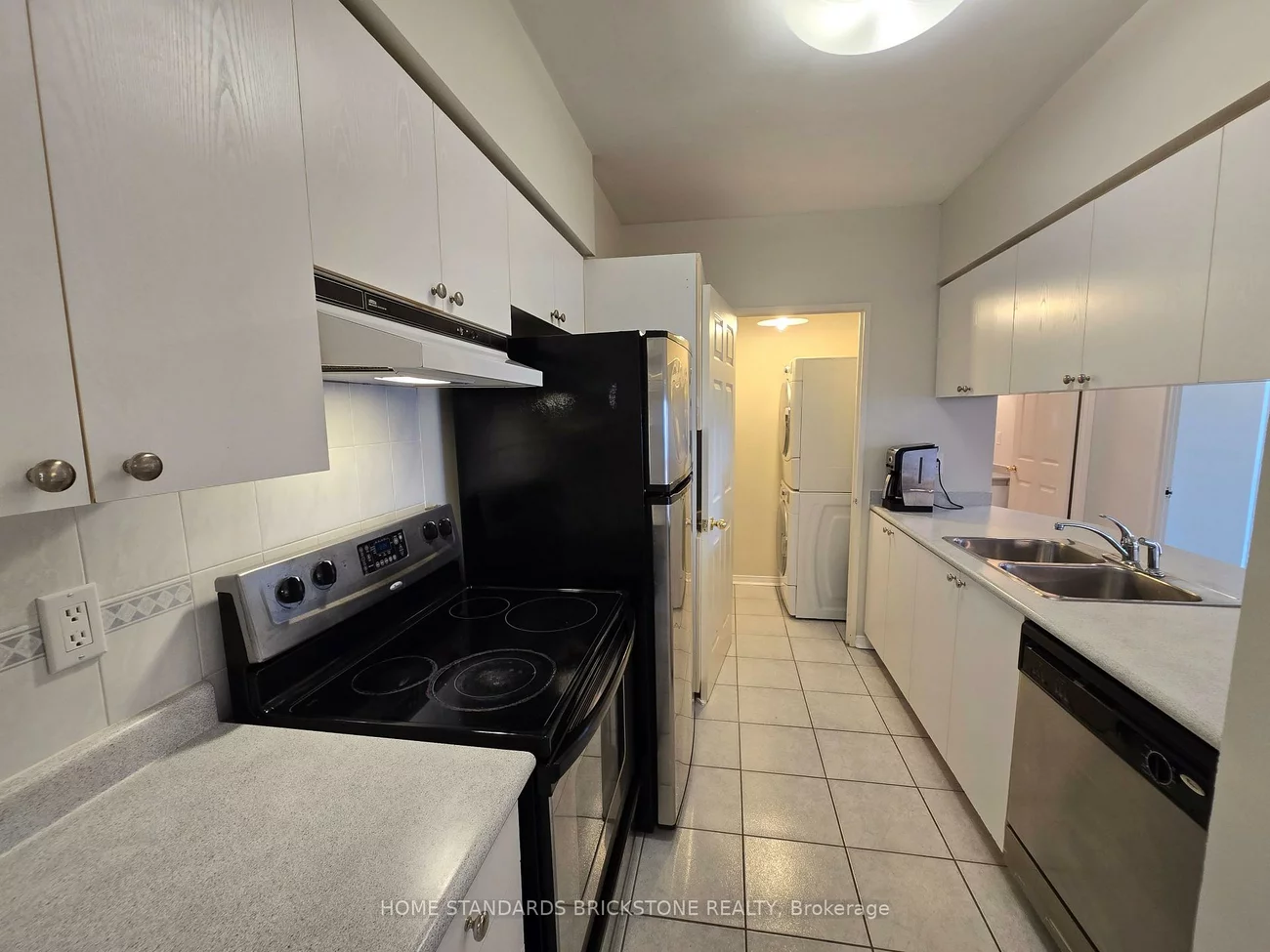 7398, Yonge, Crestwood-Springfarm-Yorkhill, Vaughan