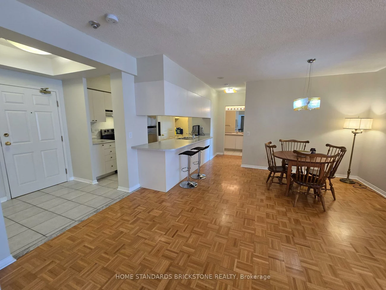 7398, Yonge, Crestwood-Springfarm-Yorkhill, Vaughan