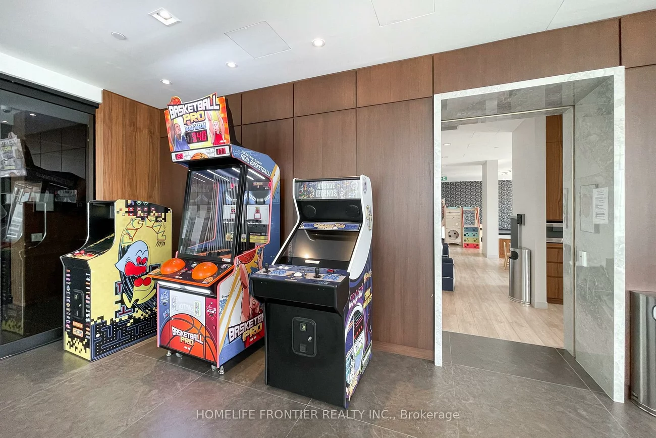 950, Portage, Vaughan Corporate Centre, Vaughan
