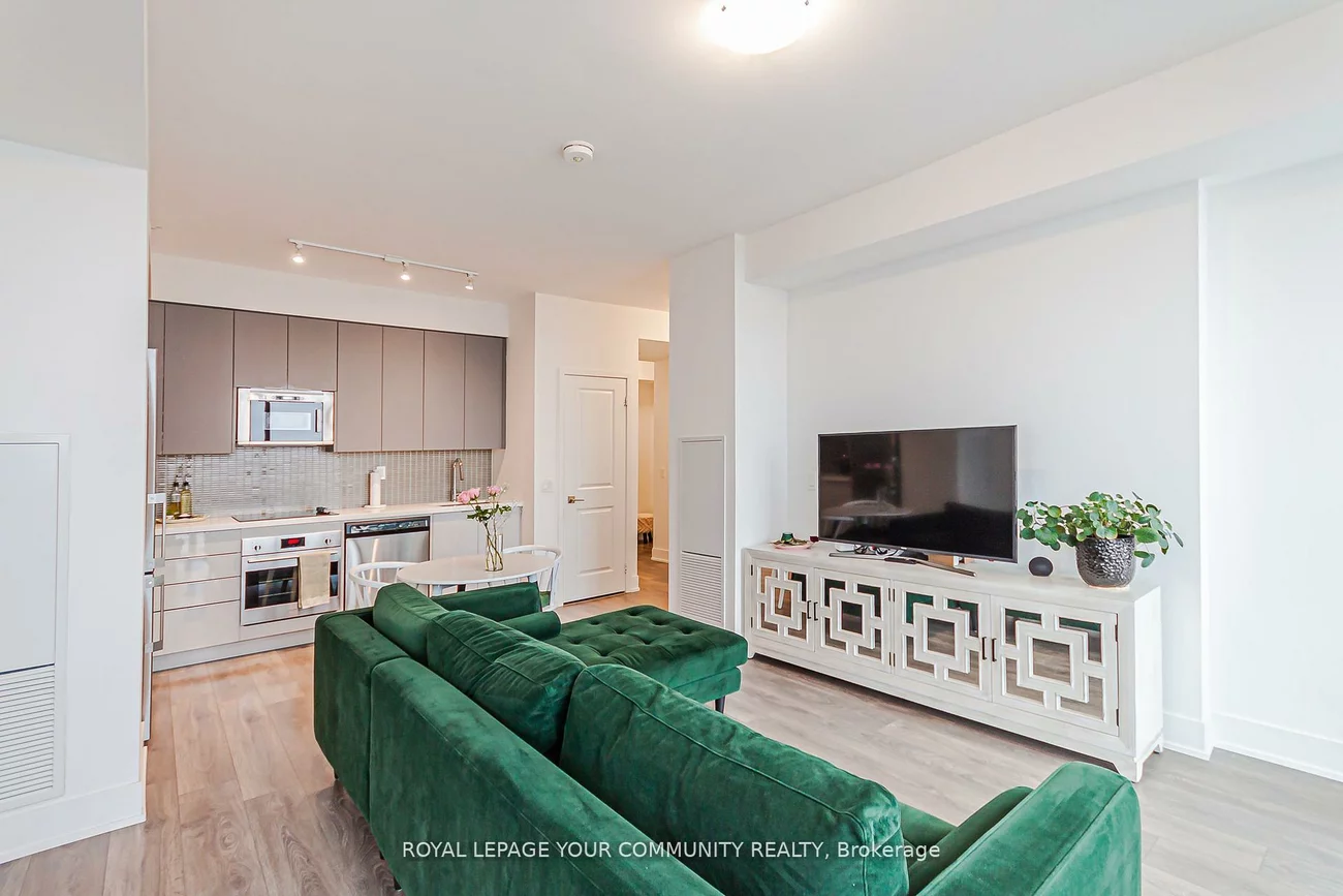2916, Highway 7, Concord, Vaughan