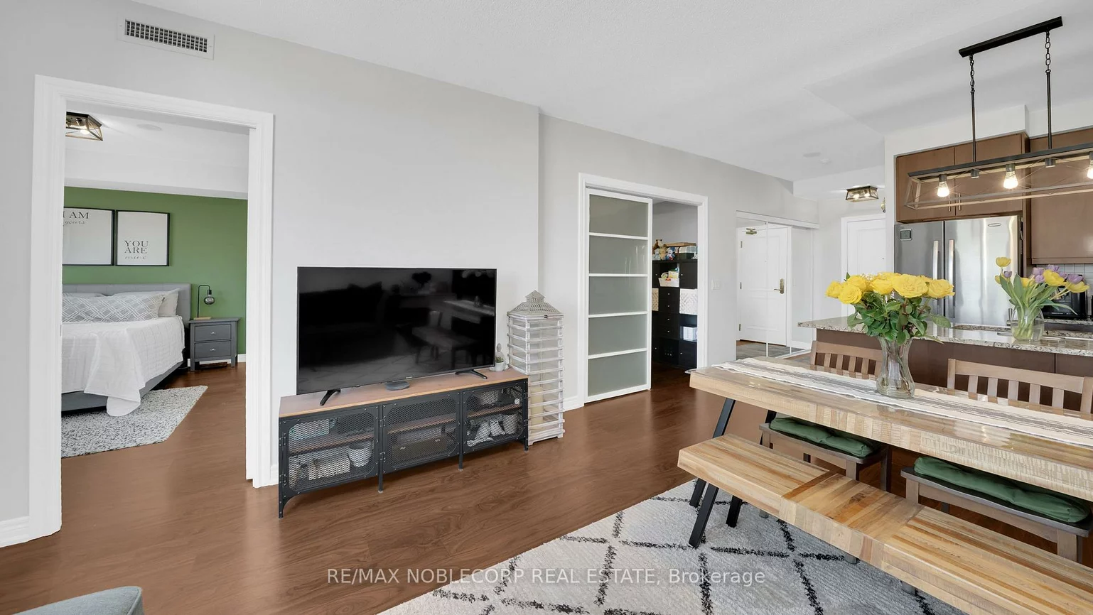 9245, Jane, Maple, Vaughan