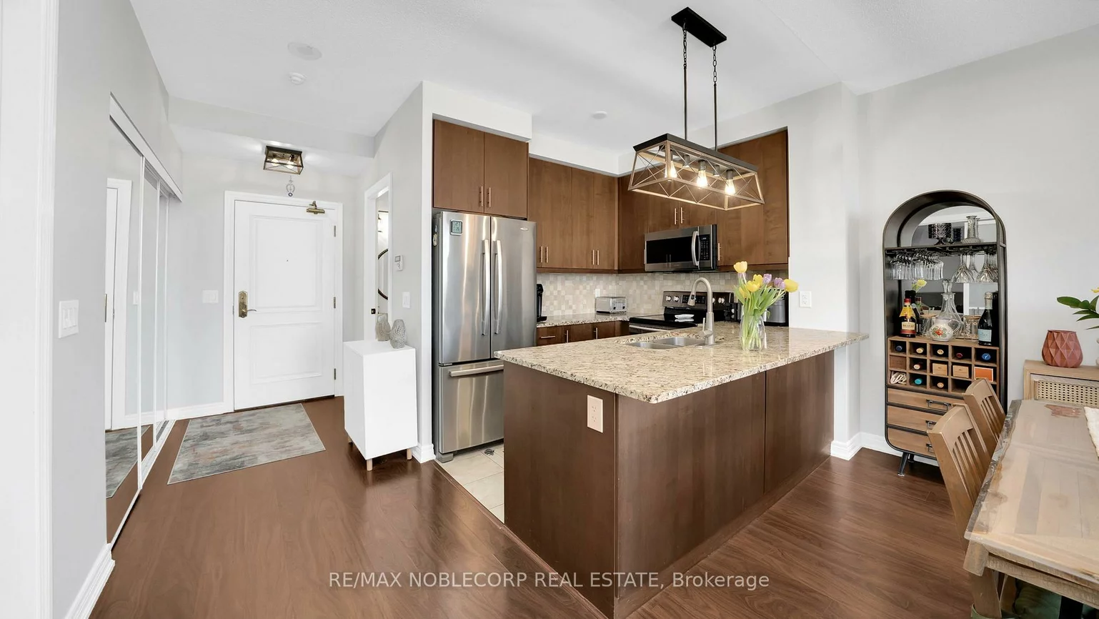 9245, Jane, Maple, Vaughan