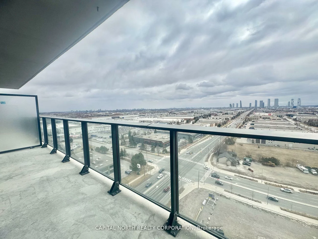 8960, Jane, Vellore Village, Vaughan