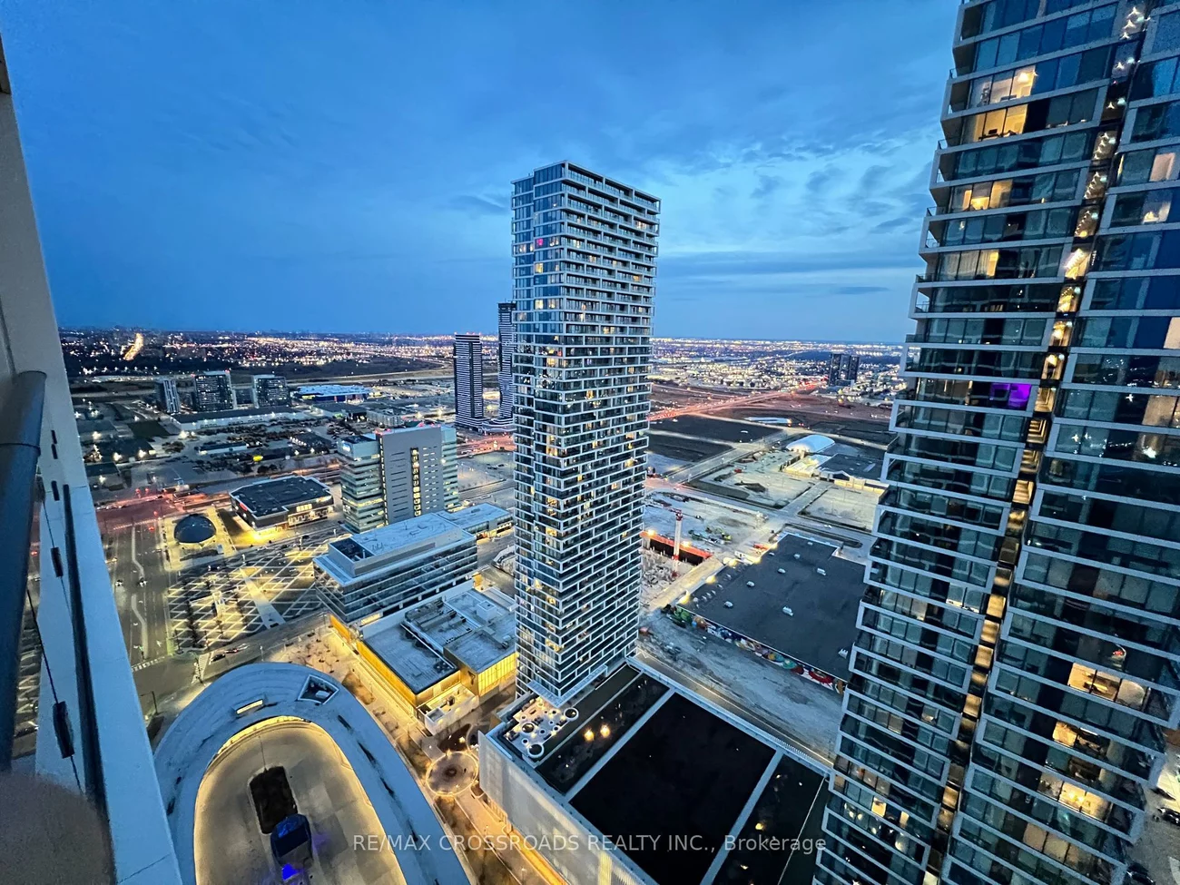 950, Portage, Vaughan Corporate Centre, Vaughan