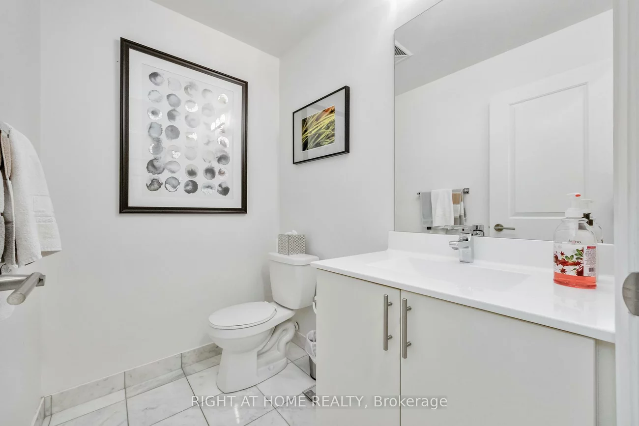 520, Steeles, Crestwood-Springfarm-Yorkhill, Vaughan