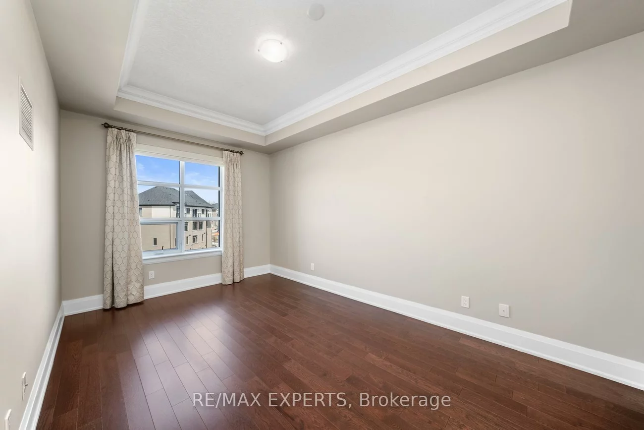 9909, Pine Valley, Vellore Village, Vaughan
