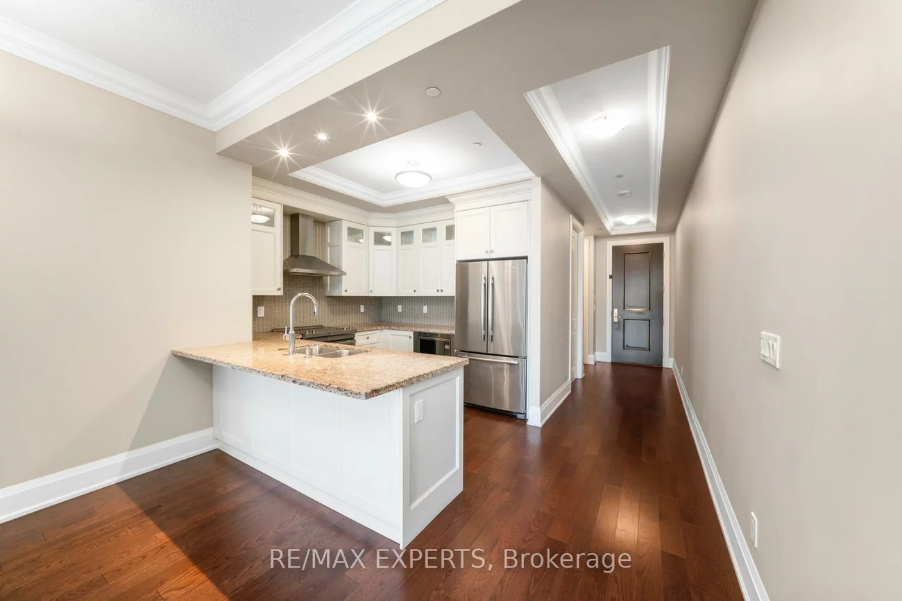 9909, Pine Valley, Vellore Village, Vaughan