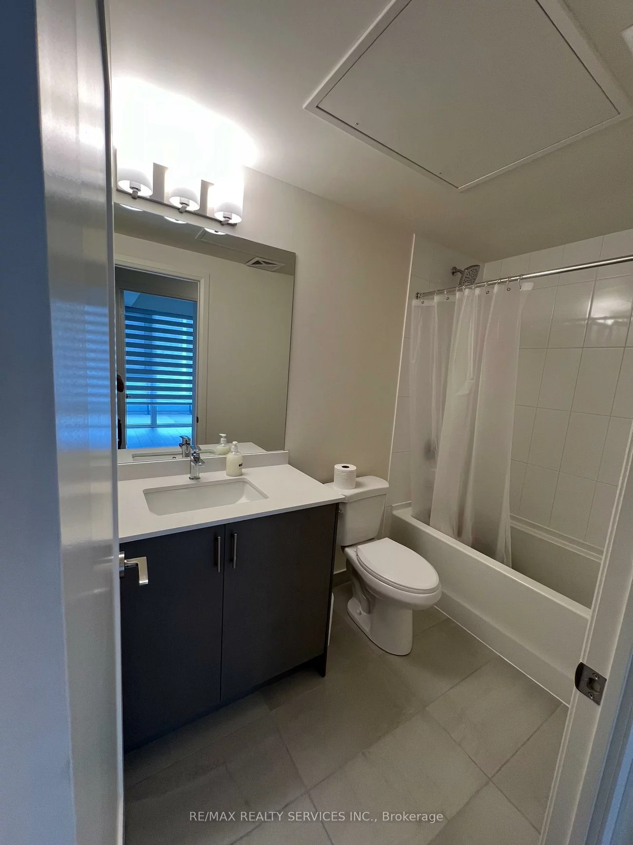 8960, Jane, Vellore Village, Vaughan