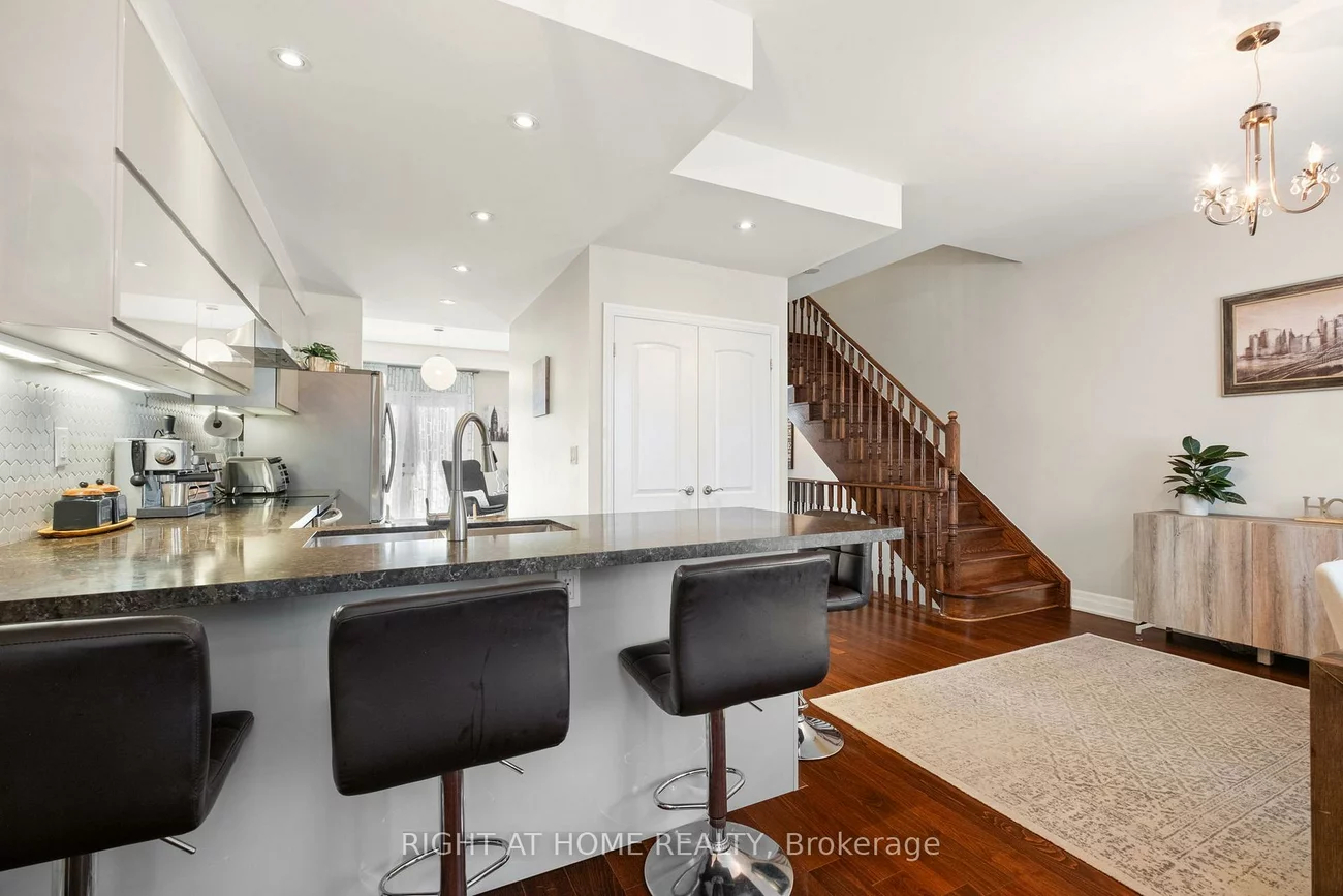 873, New Westminster, Beverley Glen, Vaughan