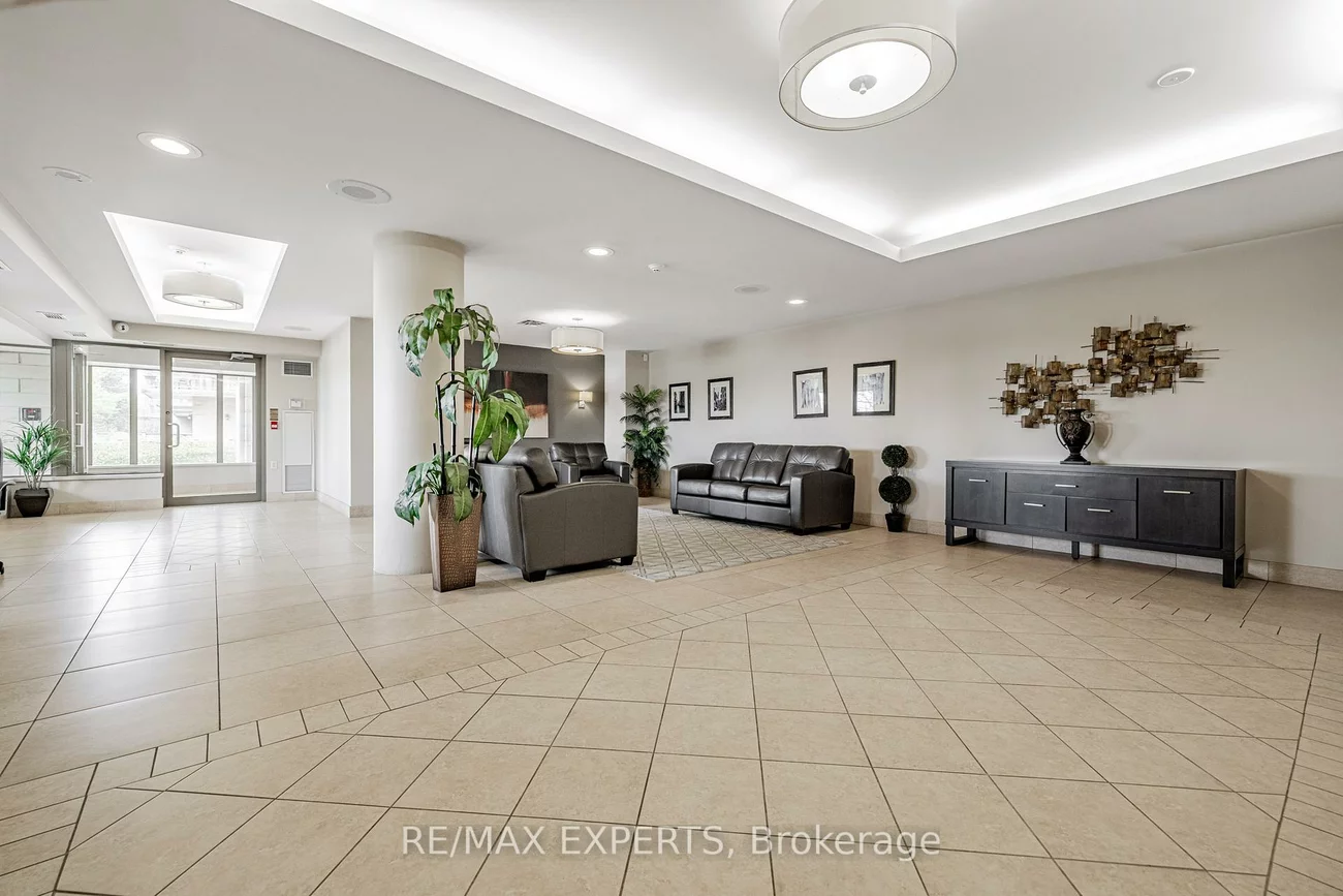 2500, Rutherford, Maple, Vaughan