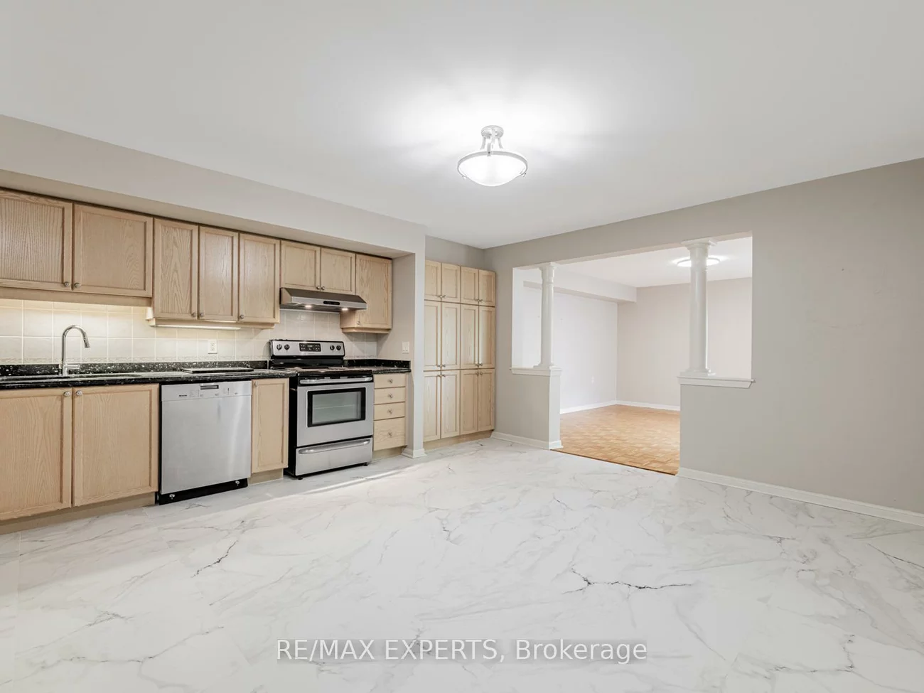 2500, Rutherford, Maple, Vaughan