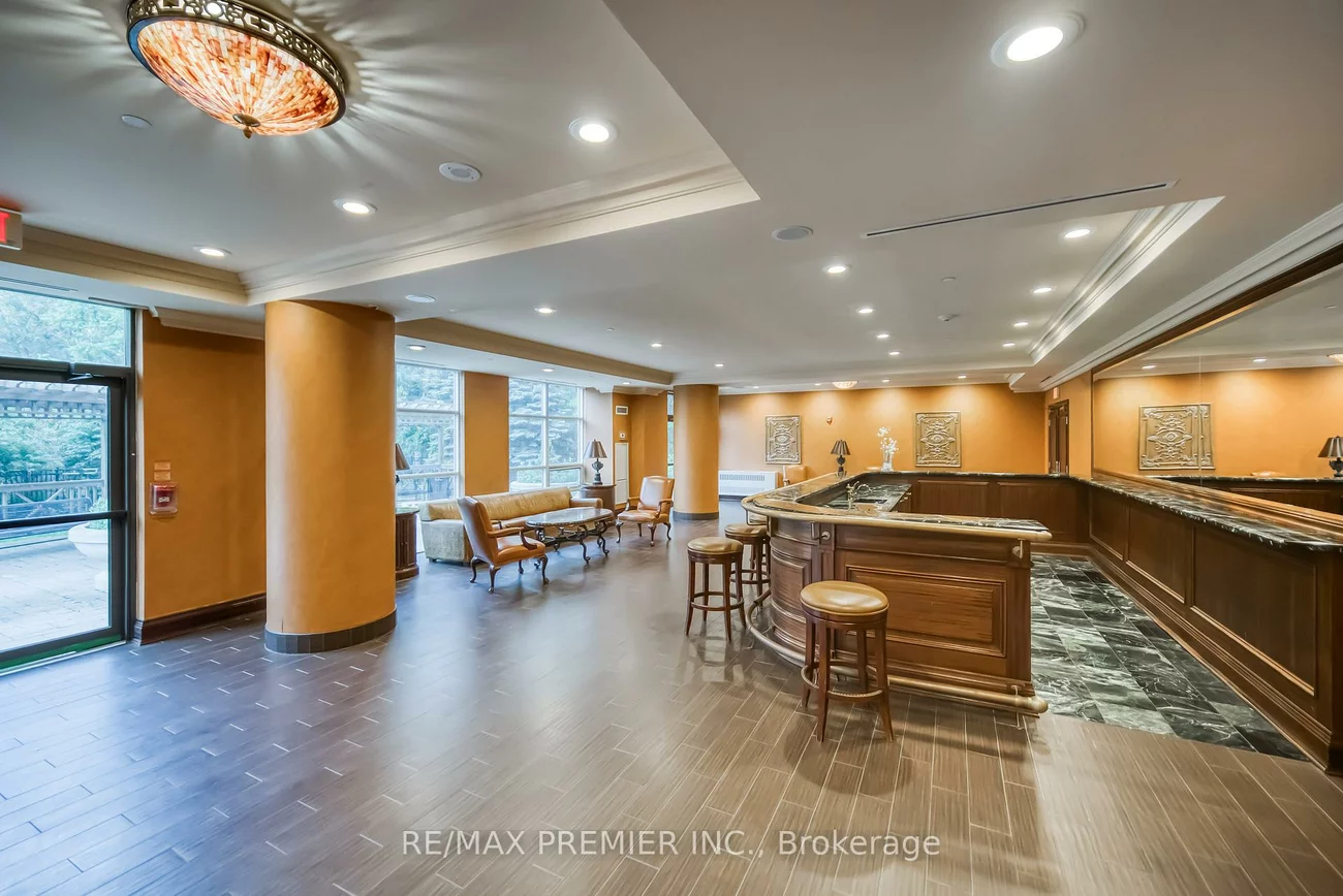 9225, Jane, Maple, Vaughan