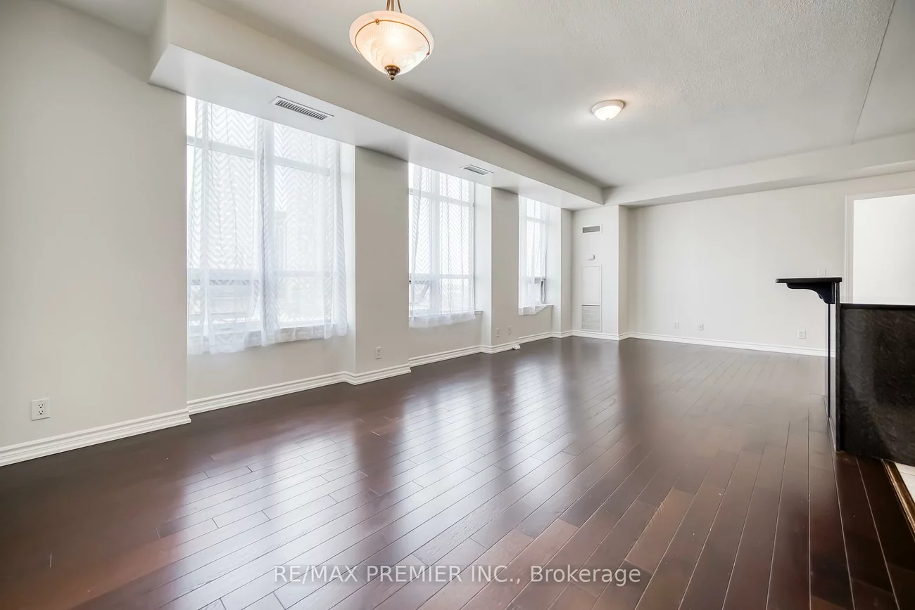 9225, Jane, Maple, Vaughan