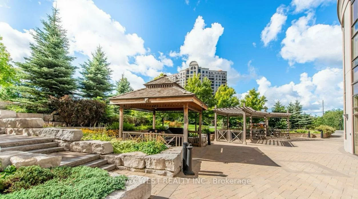 9235, Jane, Maple, Vaughan