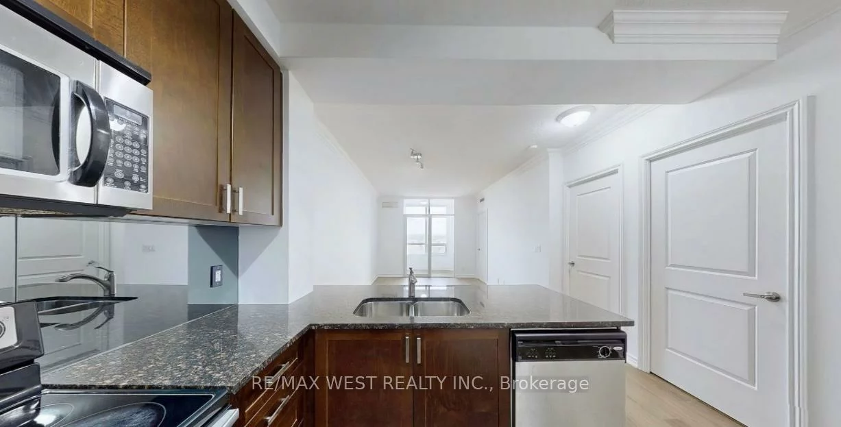 9235, Jane, Maple, Vaughan