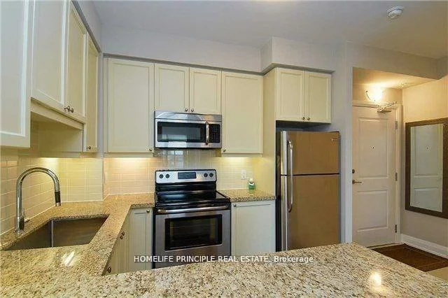 12, Woodstream, Vaughan Grove, Vaughan