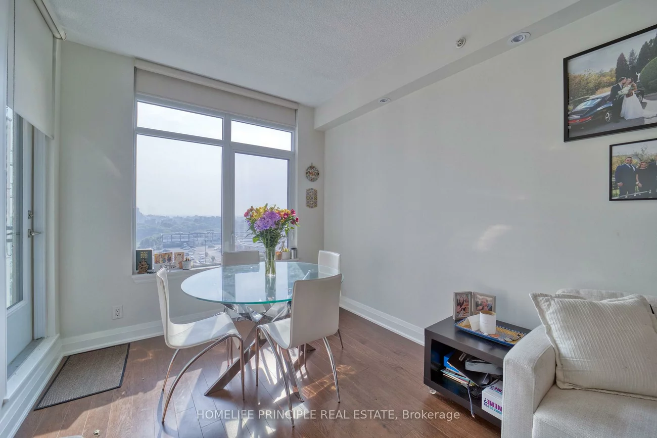 12, Woodstream, Vaughan Grove, Vaughan