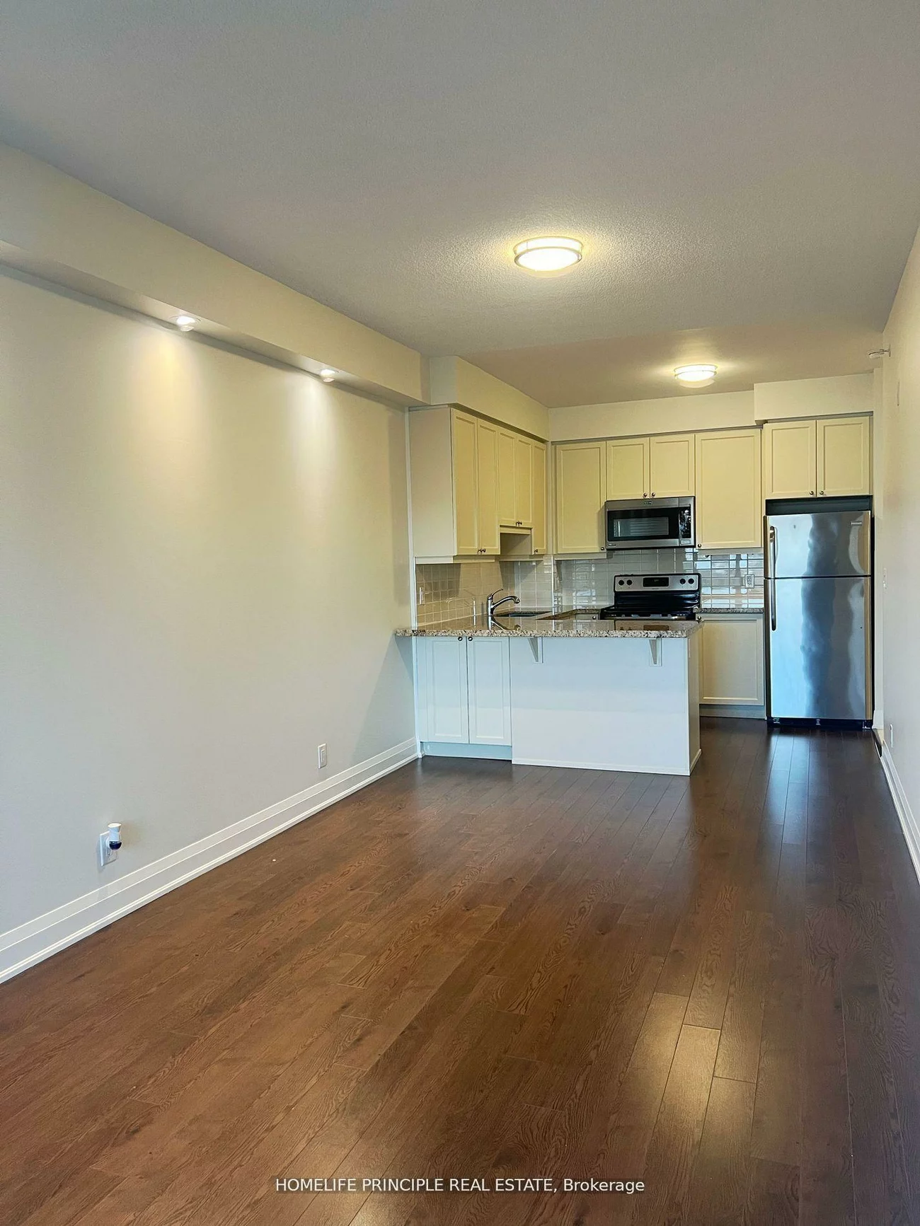12, Woodstream, Vaughan Grove, Vaughan