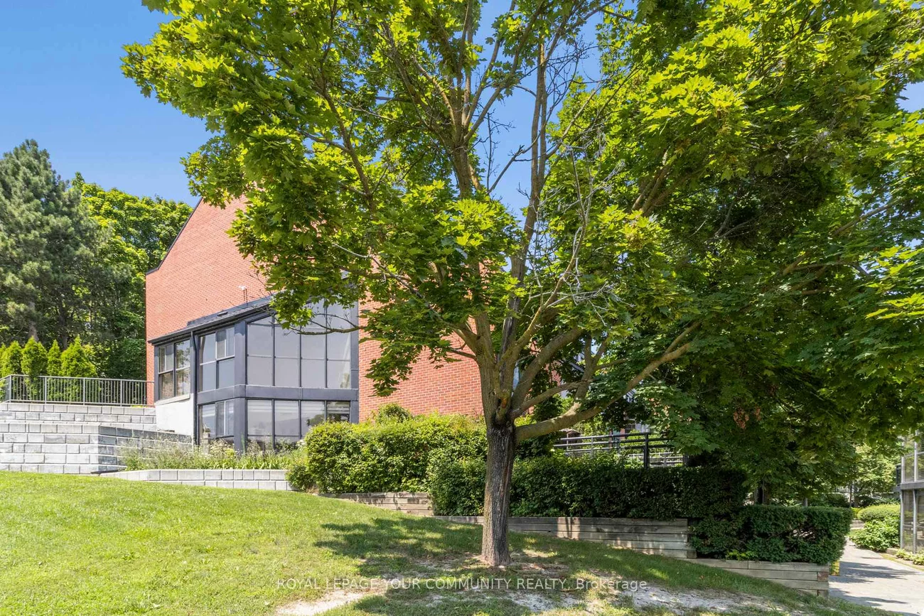 100, Arbors, West Woodbridge, Vaughan