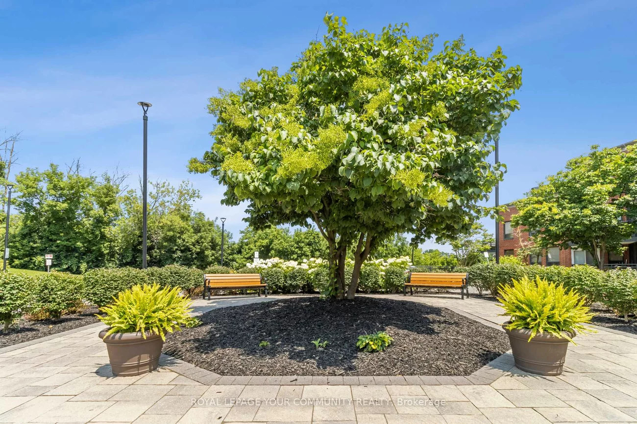 100, Arbors, West Woodbridge, Vaughan