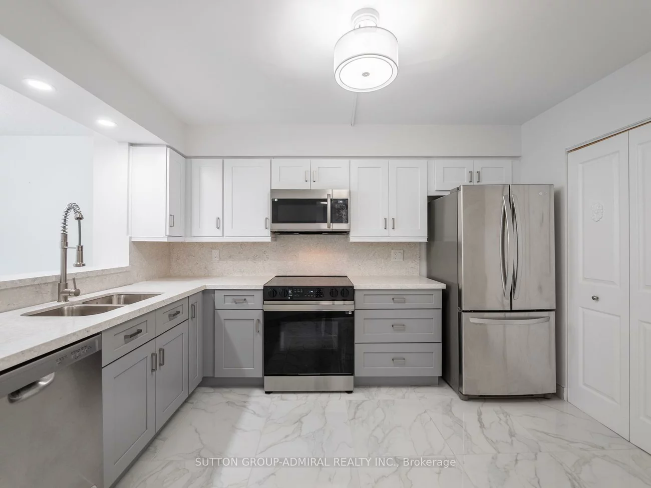 120, Promenade, Brownridge, Vaughan