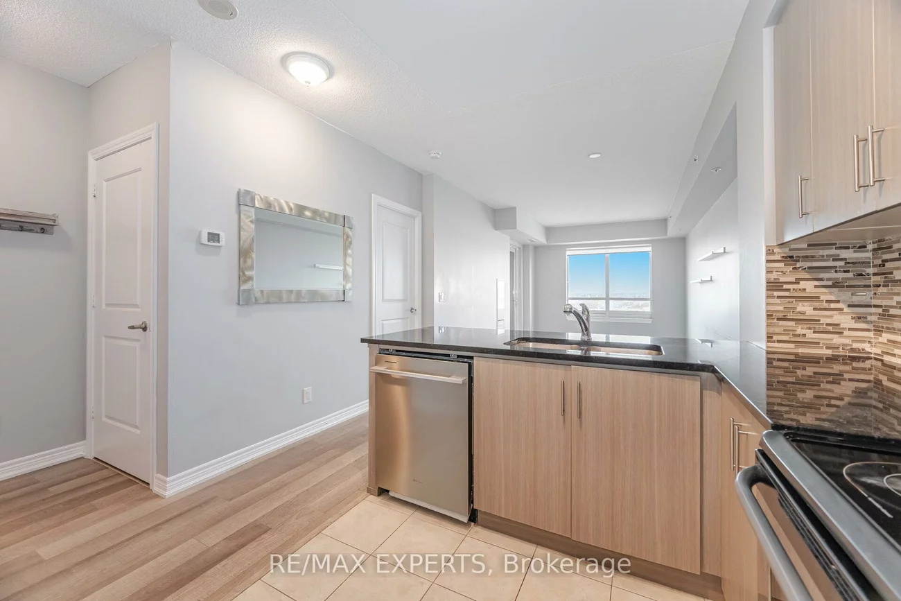 9255, Jane, Maple, Vaughan