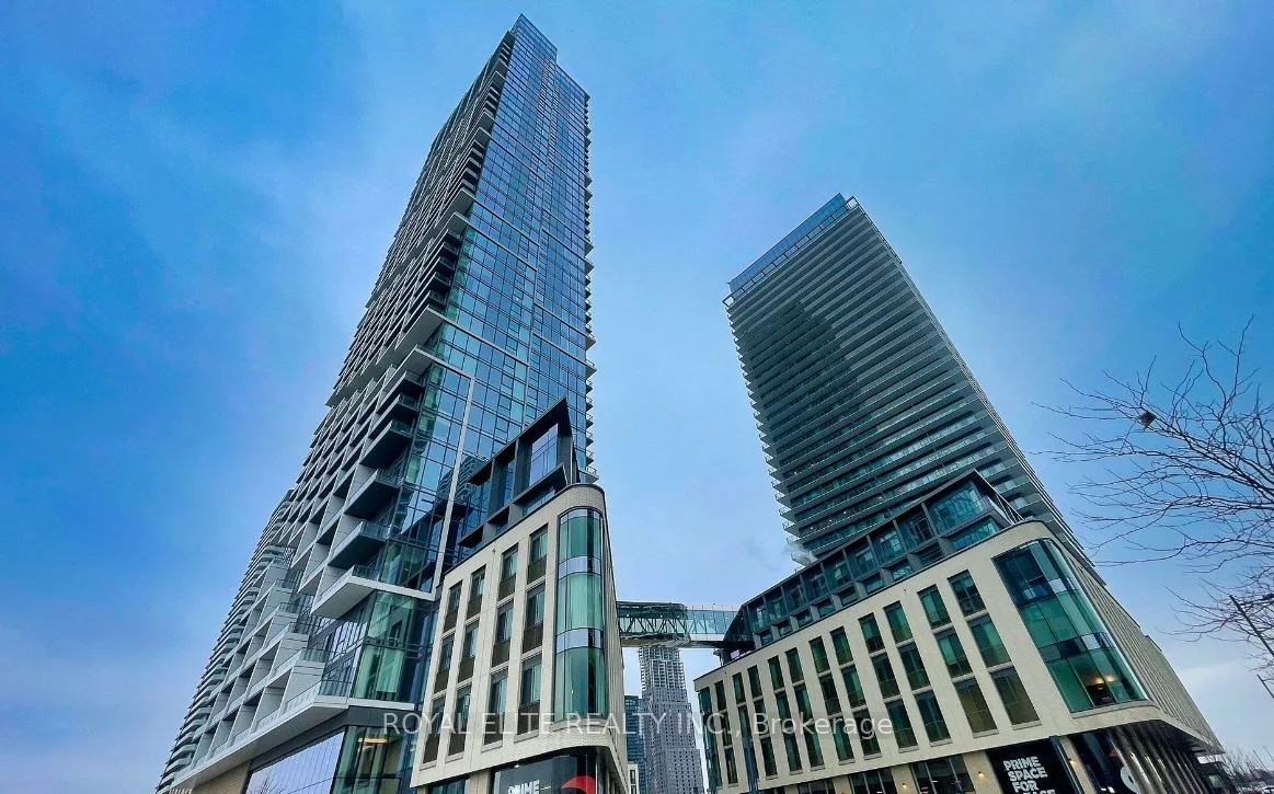 1000, Portage, Vaughan Corporate Centre, Vaughan