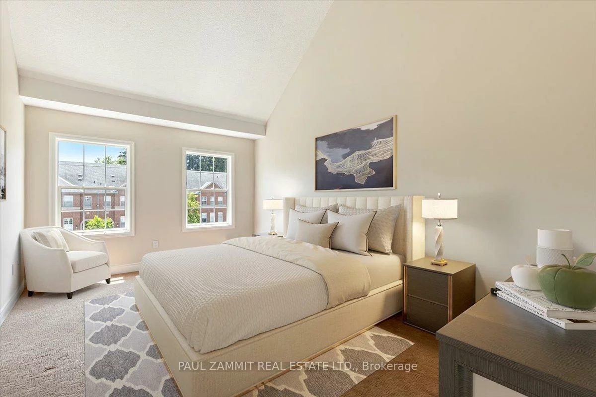 8038, Yonge, Uplands, Vaughan