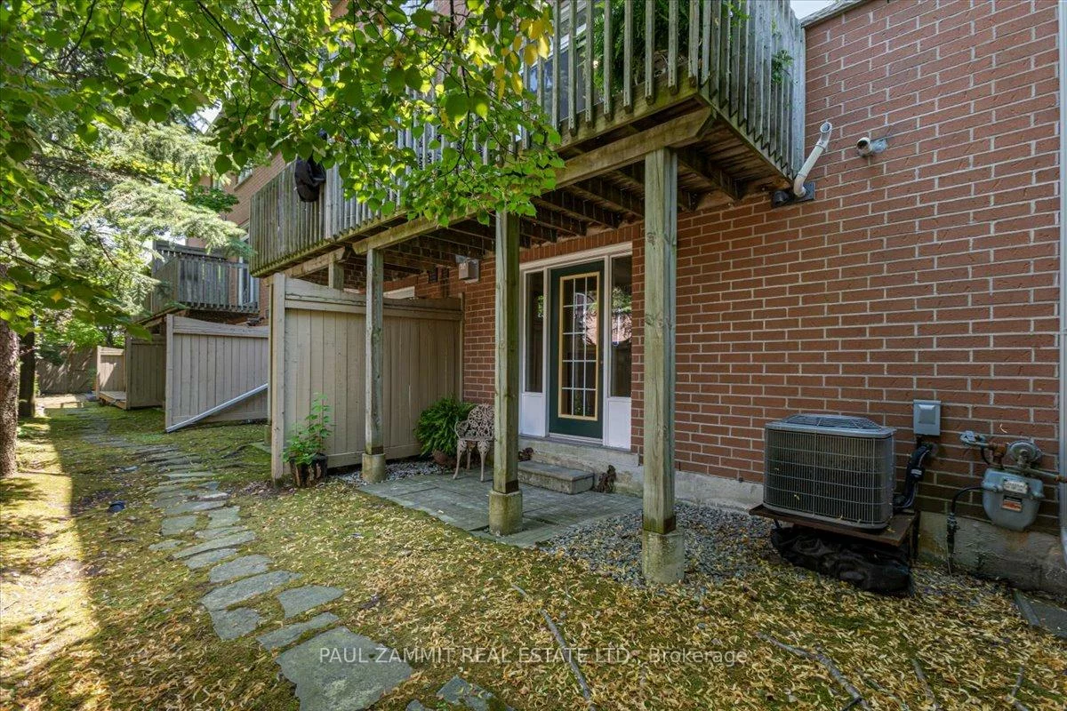 8038, Yonge, Uplands, Vaughan