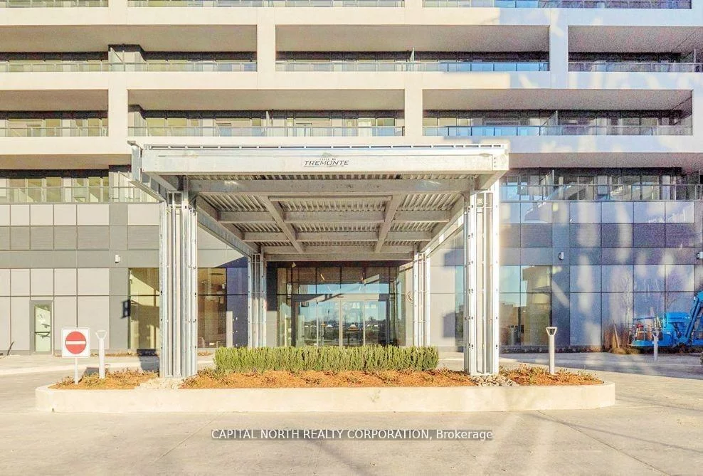 8960, Jane, Vellore Village, Vaughan