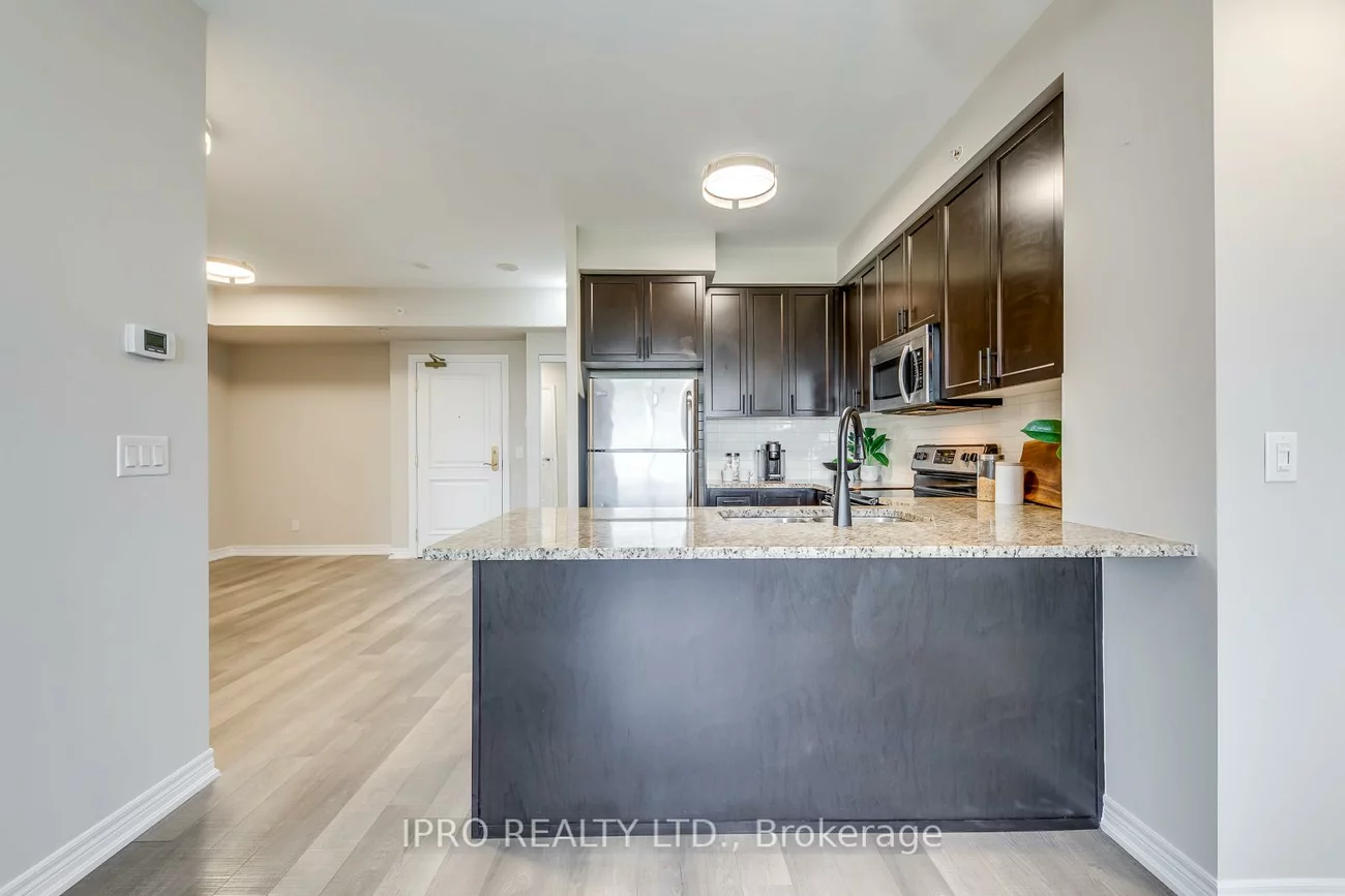 9255, Jane, Maple, Vaughan