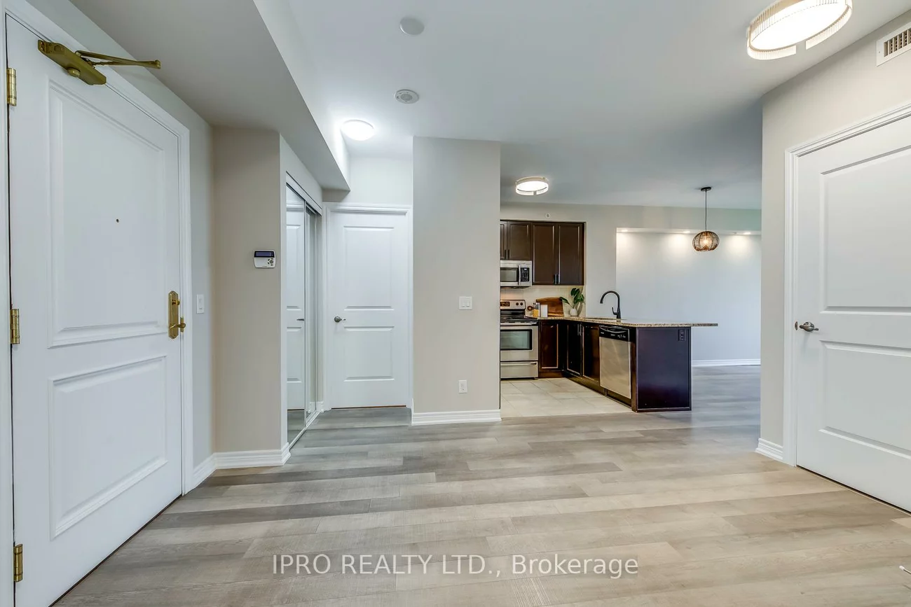 9255, Jane, Maple, Vaughan