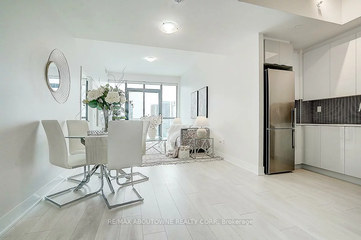 2908, Highway 7, Concord, Vaughan