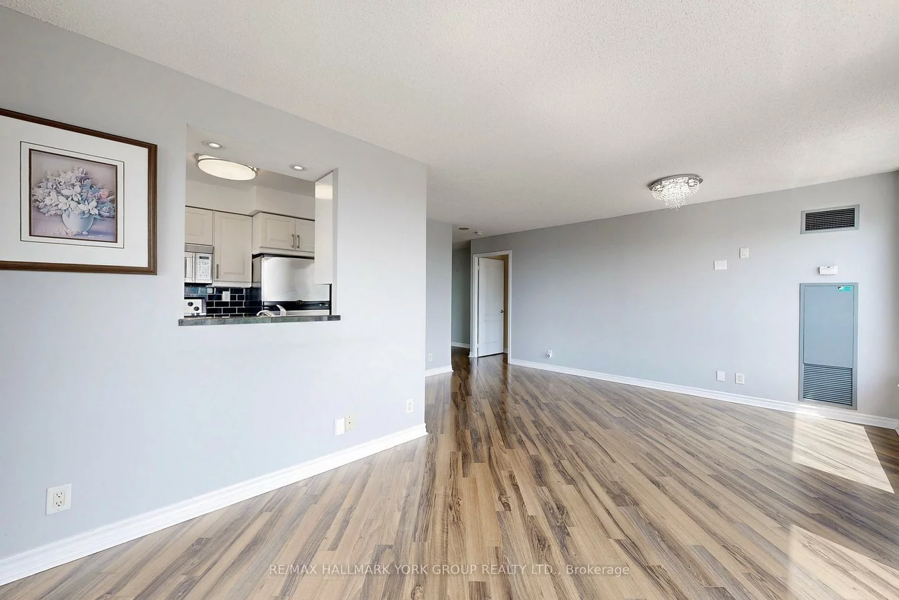 745, New Westminster, Brownridge, Vaughan