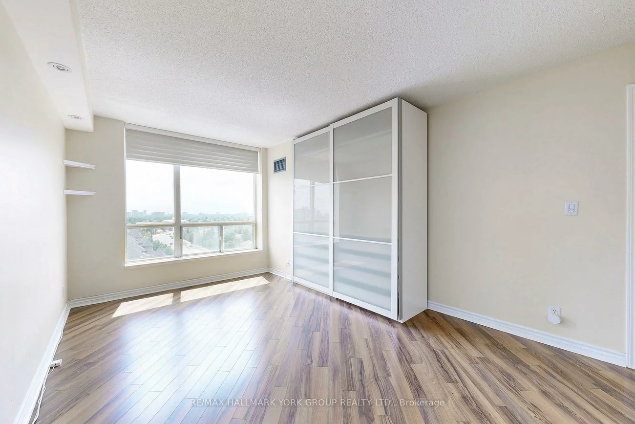 745, New Westminster, Brownridge, Vaughan
