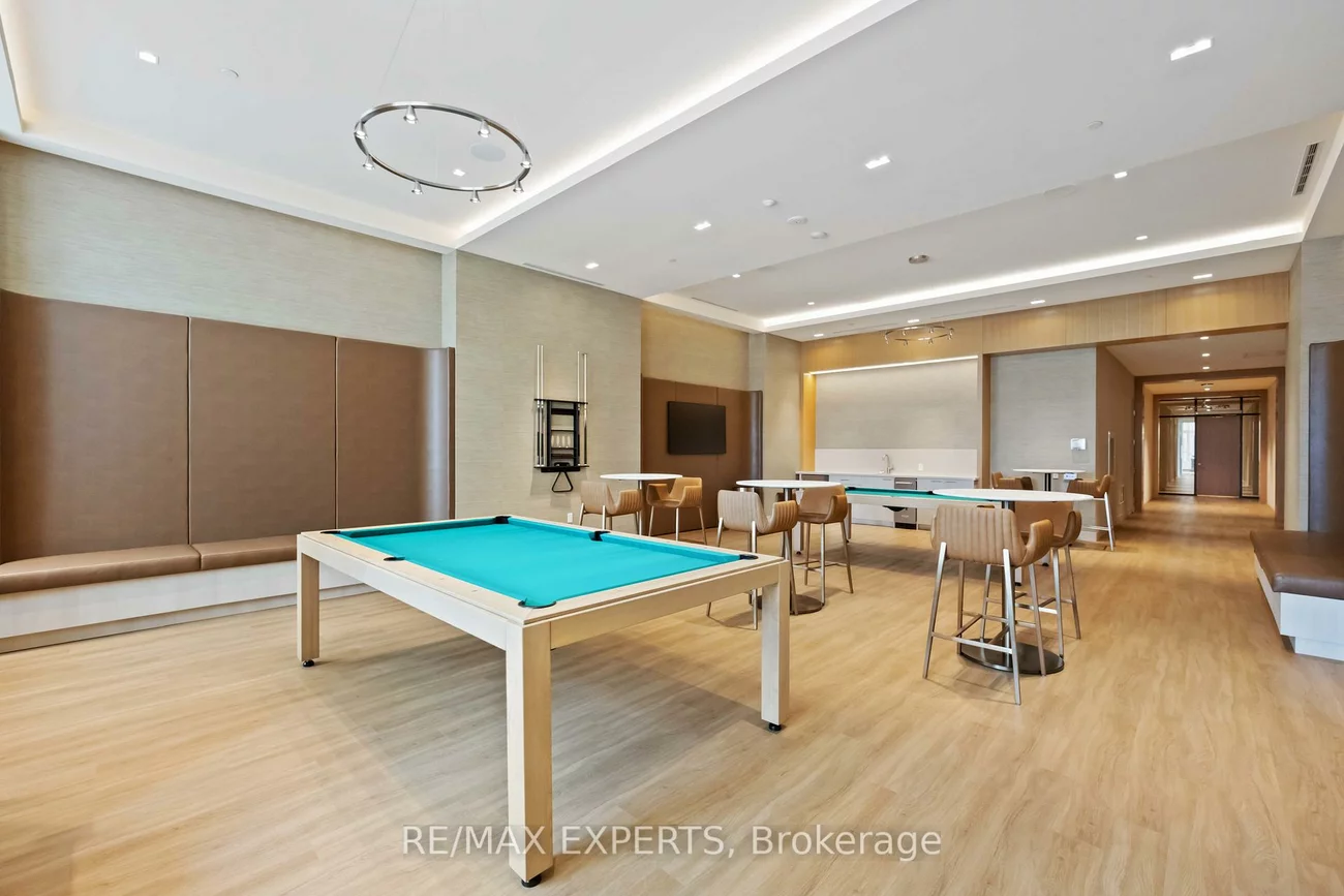8960, Jane, Vellore Village, Vaughan