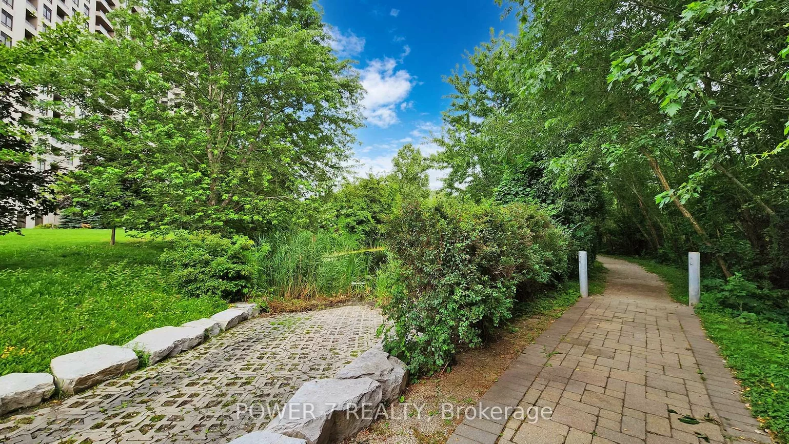 9245, Jane, Maple, Vaughan