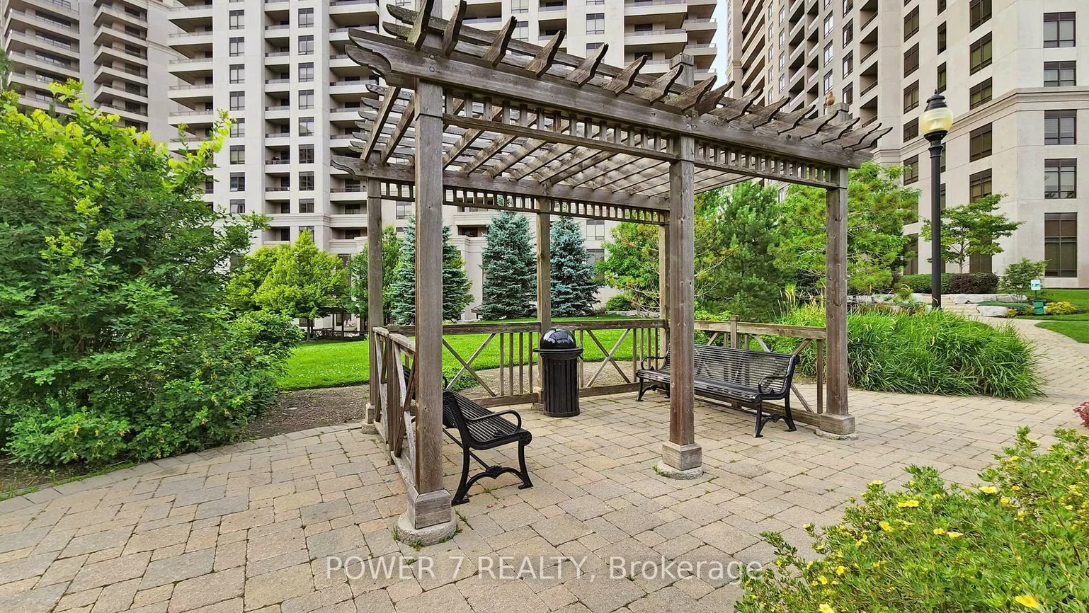 9245, Jane, Maple, Vaughan