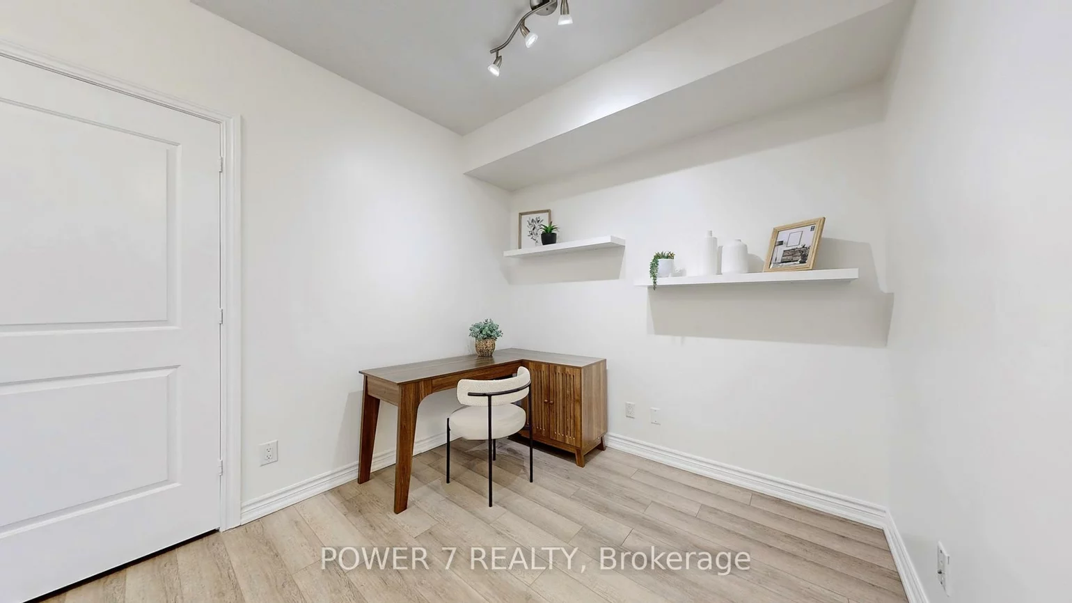 9245, Jane, Maple, Vaughan