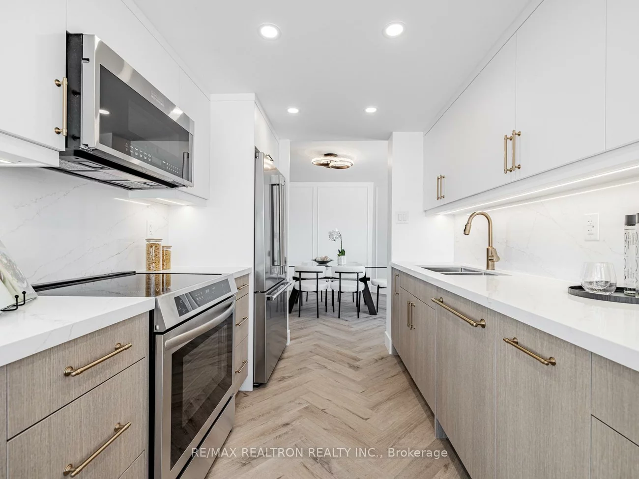 7420, Bathurst, Brownridge, Vaughan